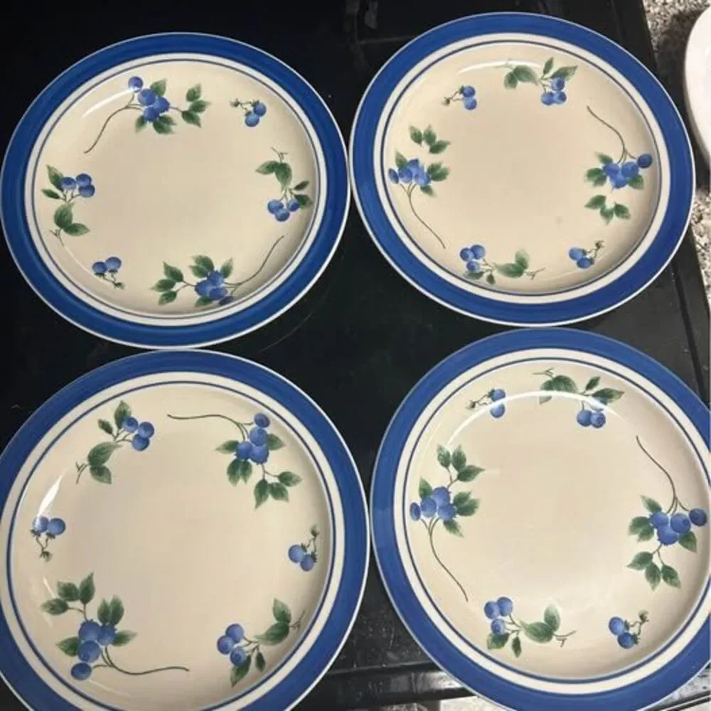 4 L.L. Bean Blueberry Dinner Plates - 8.5”